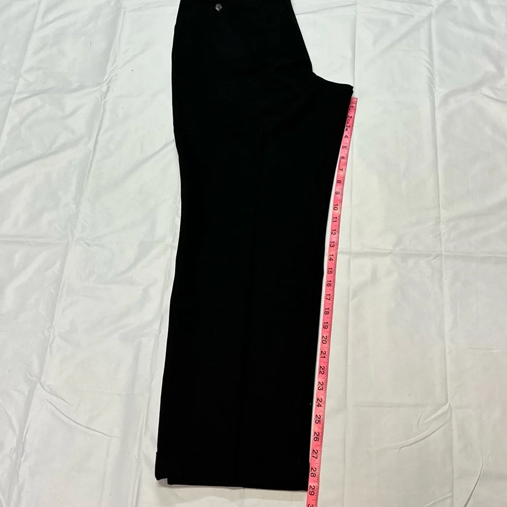 Tommy Hilfiger Black Pleated Men’s Slacks Size 34 EUC